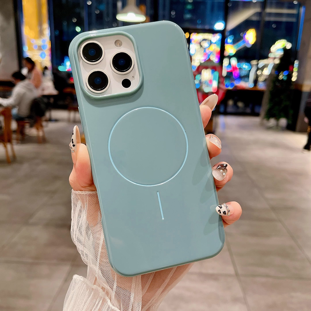 iPhone 16 blue phone case